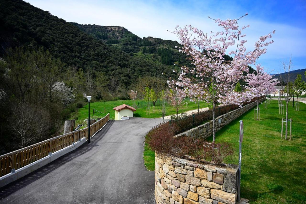 Camping Liebana Cabezon de Liebana ภายนอก รูปภาพ